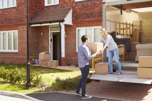 House removals and mixed-load moving support
