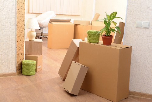 Westgreen moving service handling items carefully for delivery